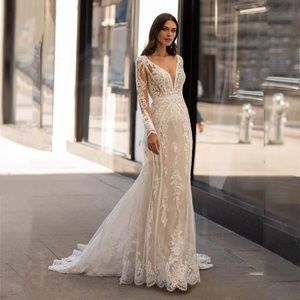 New Modern Lace Mermaid Wedding Dress Long Sleeve V-Neck